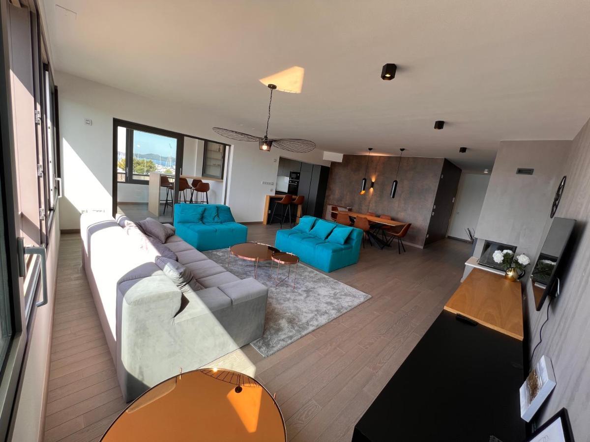 The View Luxury Residence With Pool زادار المظهر الخارجي الصورة